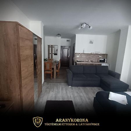 Aranykorona Apartmanhaz Miskolc Exterior photo