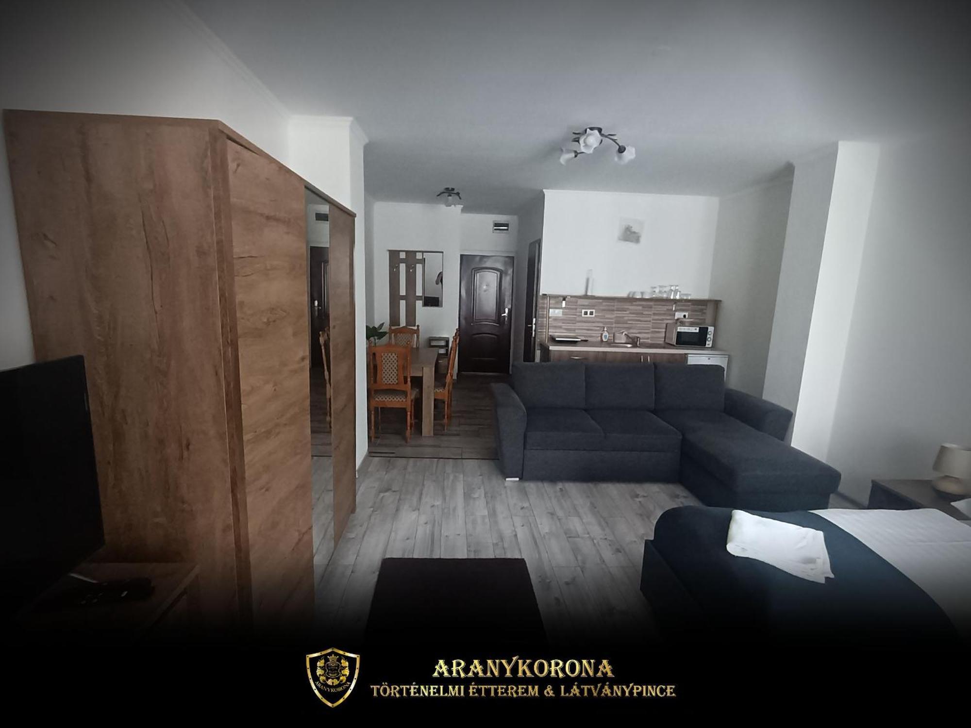 Aranykorona Apartmanhaz Miskolc Exterior photo